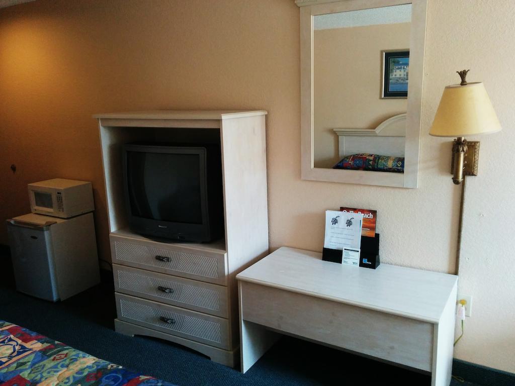 Comfort Inn N Myrtle Beach Barefoot Landing North Myrtle Beach Room photo