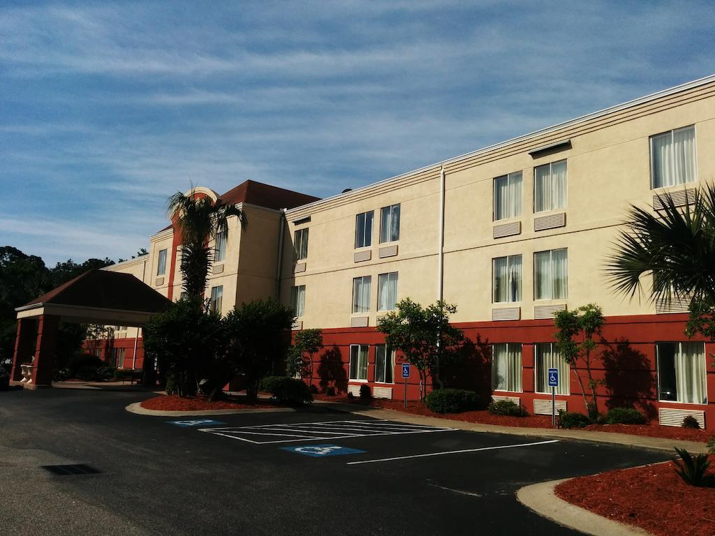 Comfort Inn N Myrtle Beach Barefoot Landing North Myrtle Beach Exterior photo